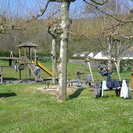 Auberge De La Vallee D'Ossau Izest エクステリア 写真