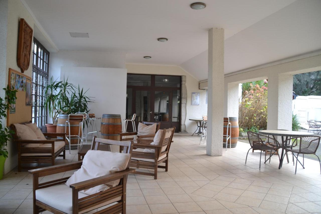 Auberge De La Vallee D'Ossau Izest エクステリア 写真
