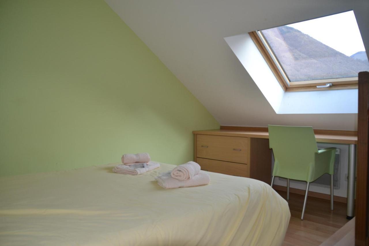 Auberge De La Vallee D'Ossau Izest エクステリア 写真
