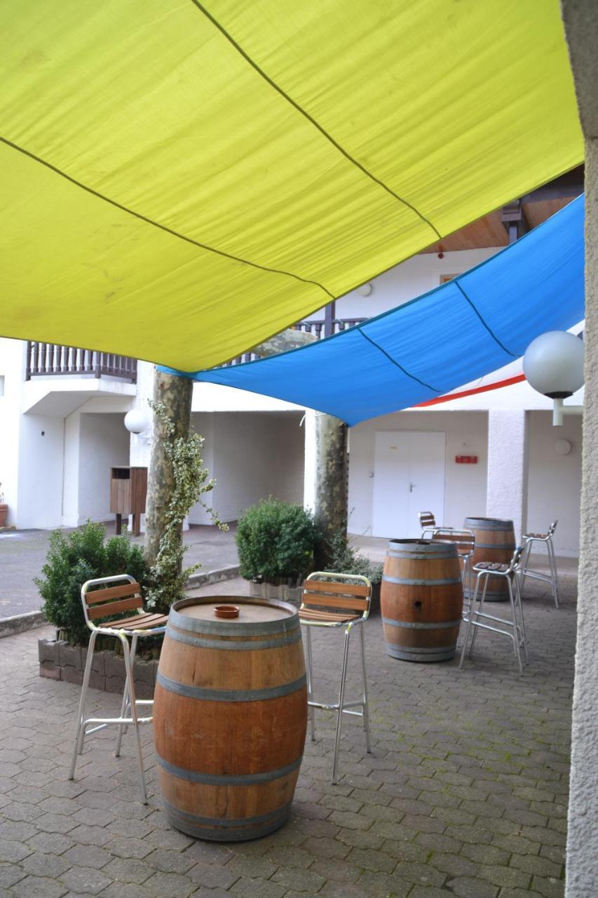 Auberge De La Vallee D'Ossau Izest エクステリア 写真